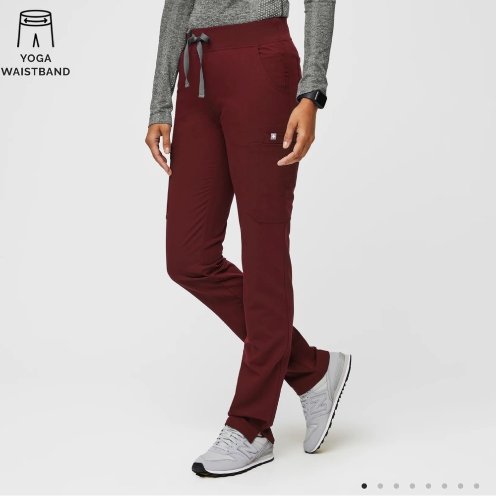 Figs Women's Skinny Pants in Burgundy
